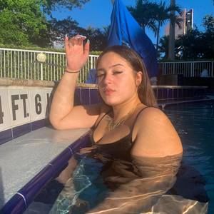 Meet your Posher, Lupe